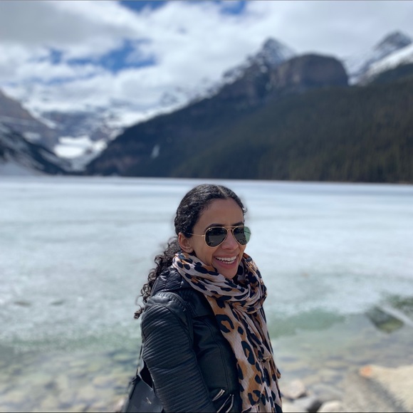 Meet your Posher, C - Picture 1 of 1